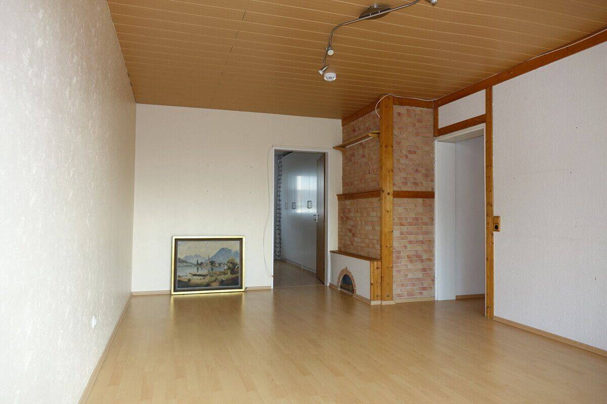2 ZKB mit Balkon und Garage
