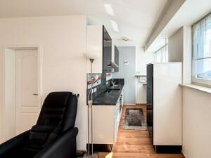 Attraktives, freies 1-Zimmer-Apartment mit Stellplatz – 54292 Trier – Vorschaubild 4