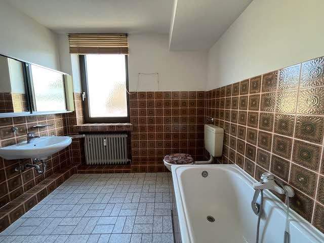 Freie 3 Z.Wohnung Eicken / Zentrumsnah/Aufzug 41061 MG – Mönchengladbach – Vorschaubild 5