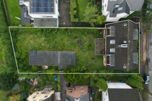 Nienstedten! Sanierungsbedürftiges Mehrfamilienhaus mit Baugrundstück für ein Einfamilienhaus – 22609 Hamburg – Vorschaubild 4