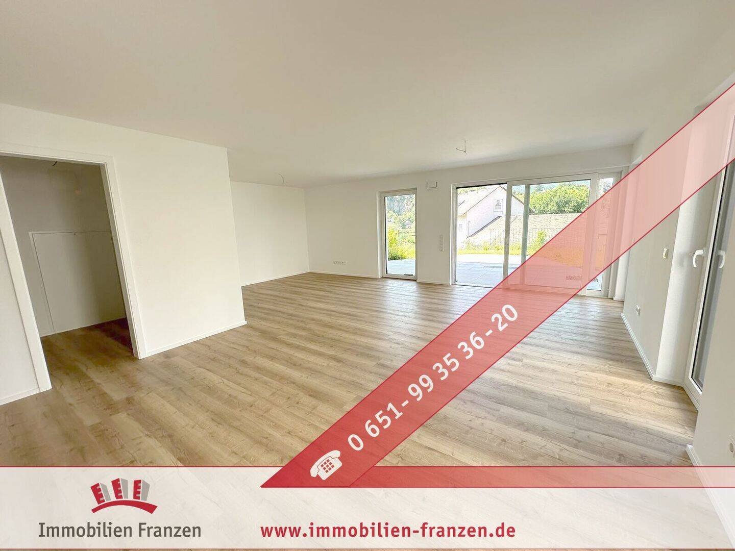Hochwertige 3-Zimmer-EG-Neubauwohnung mit großzügiger Terrasse und Stellplatz