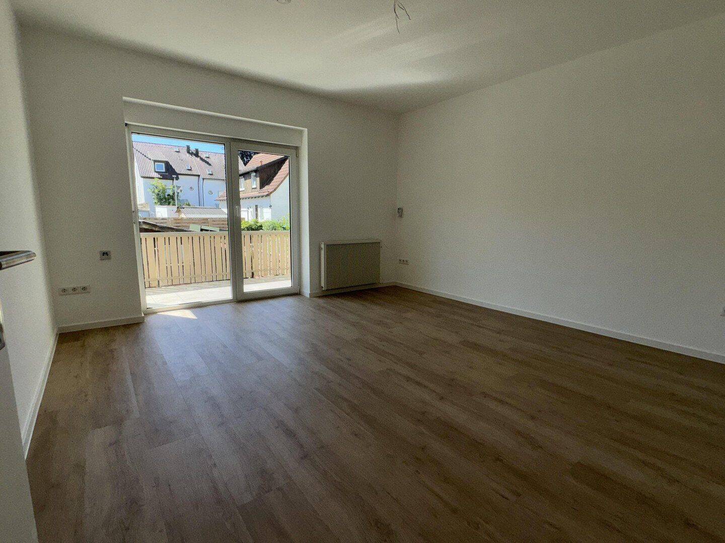 Eigener Garten! Wunderschöne, lichtdurchflutete 2-Zimmer-Wohnung mit Garten, Balkon und Stellplatz – Backnang – Vorschaubild 7