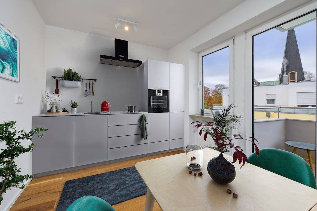 Frisch sanierte 2-ZKB mit West-Balkon & TG-Stellplatz in zentraler Lage - Provisionsfrei! – München – Vorschaubild 6