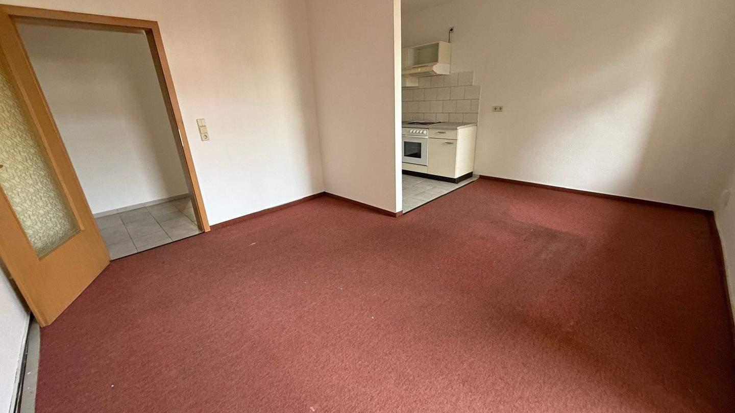 Whg. im 1. OG und 3.OG + Fußbodenheizung + Balkon am Wohnzimmer – Chemnitz – Vorschaubild 4