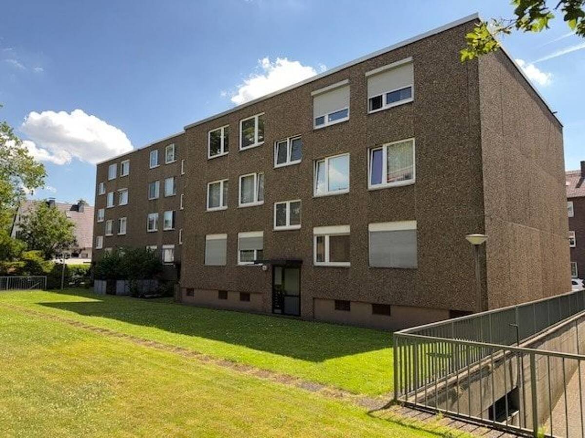Mehr Platz für Ihre Zukunft - 3-Zimmer Wohnung mit Balkon – 47198 Duisburg – Bild 1 von 9