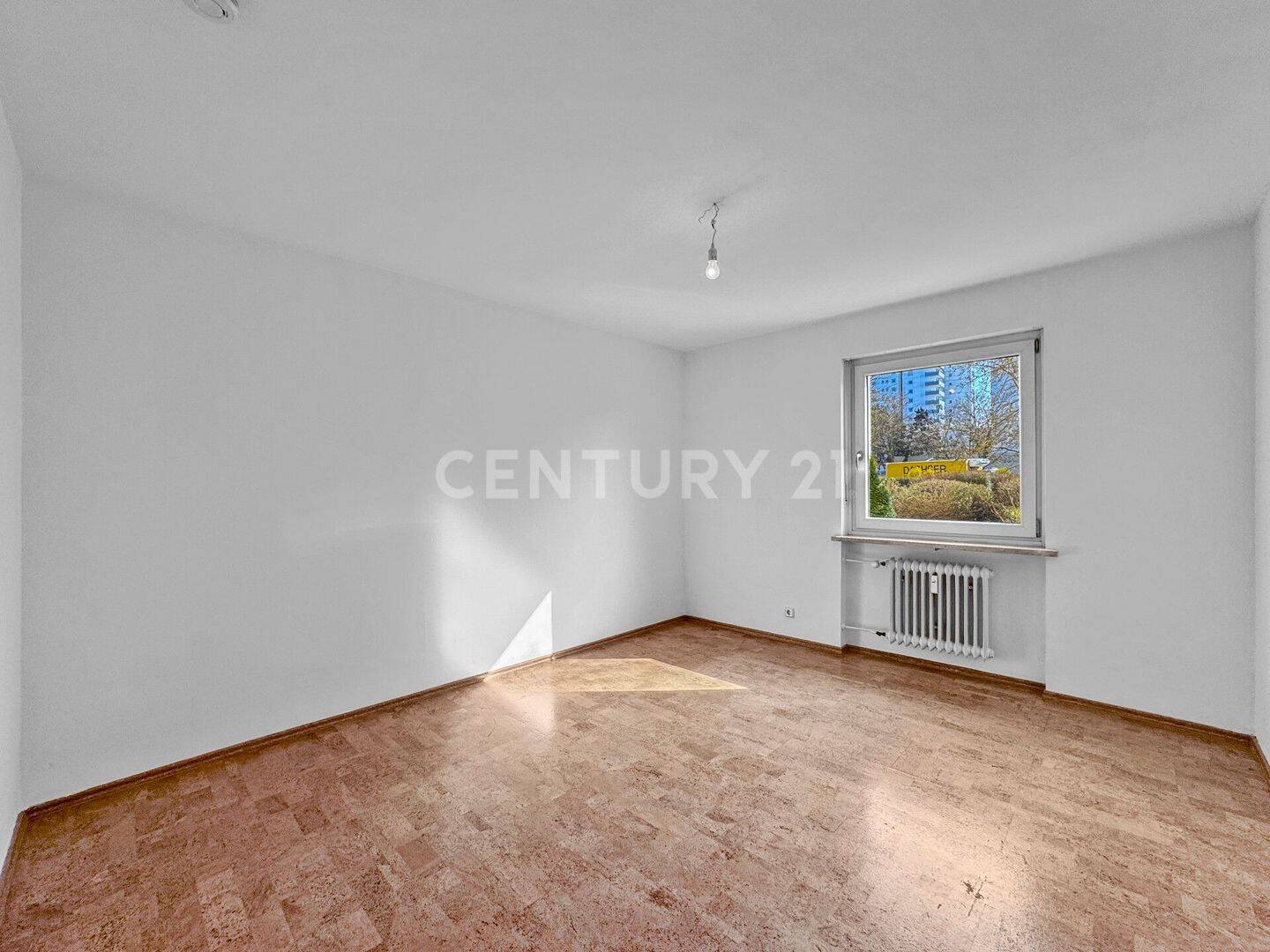 Sofort bezugsfertig! Helle 3-Zimmer-Wohnung mit durchdachtem Raumkonzept, Balkon und Stellplatz – Regensburg – Vorschaubild 7