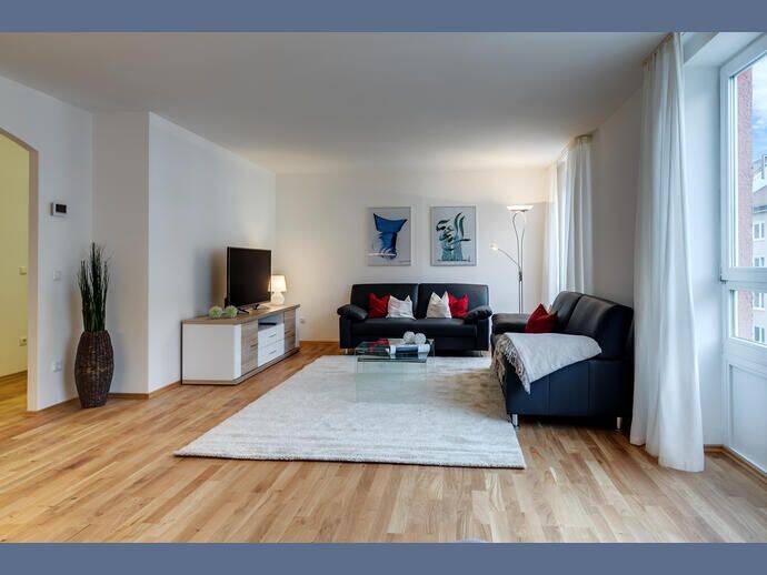Möbliert: Sehr schöne helle 3-Zimmer Wohnung – München – Vorschaubild 2
