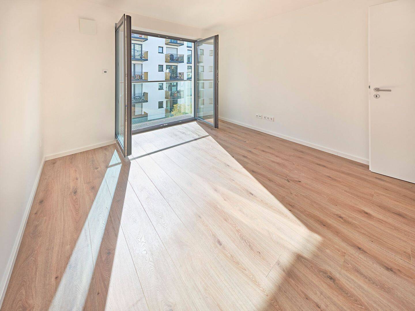 SCHWABINGER GERBERHÖFE: Helle 2-Zimmer-Wohnung mit Balkon zwischen Luitpold- und Olympiapark – München – Vorschaubild 7