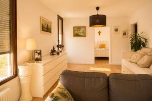 Top-Lage! Modernisierte 3-Zimmer Wohnung in der Leopoldstraße – 80804 München – Vorschaubild 2