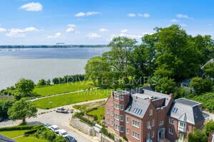 Elbblick PUR - Exklusive Erdgeschosswohnung mit Garten – 22587 Hamburg – Vorschaubild 2