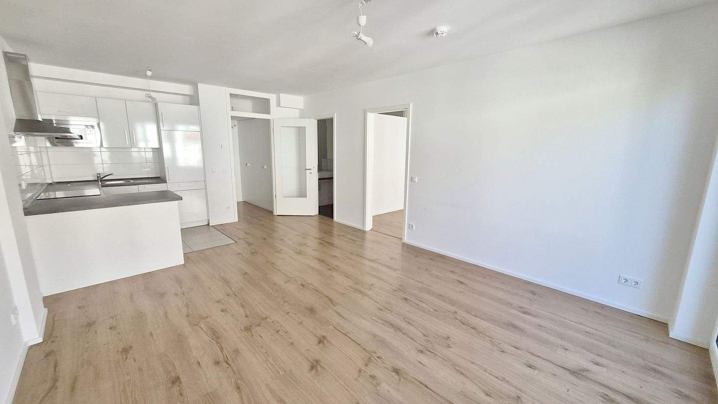 Schöne helle 2-Zimmerwohnung mit Balkon – Berlin – Vorschaubild 8