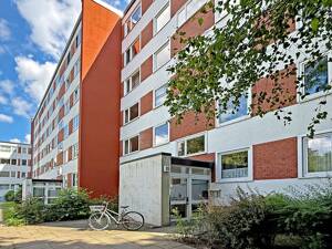 modernisierte Eigentumswohnung mit Stellplatz zum Kauf in Hamburg Lokstedt - Wentzel Dr. – 22529 Hamburg – Vorschaubild 3