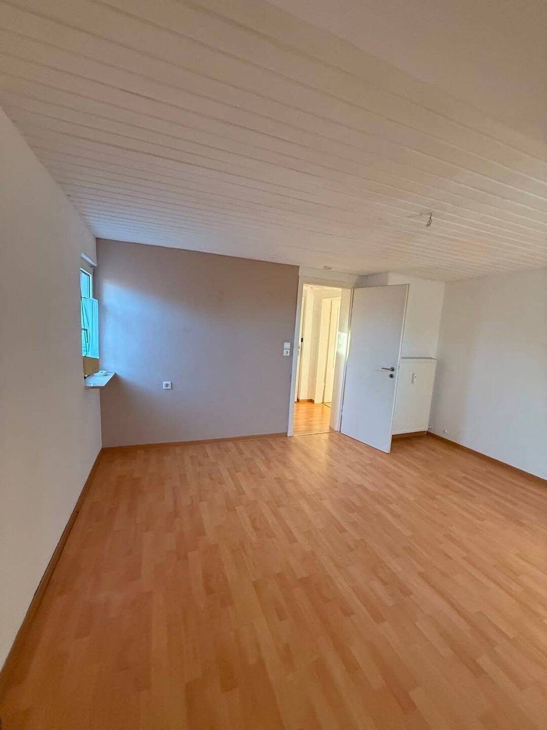 Gepflegte Dachgeschosswohnung im 3-Familienhaus in zentraler Lage – Hamm – Vorschaubild 9