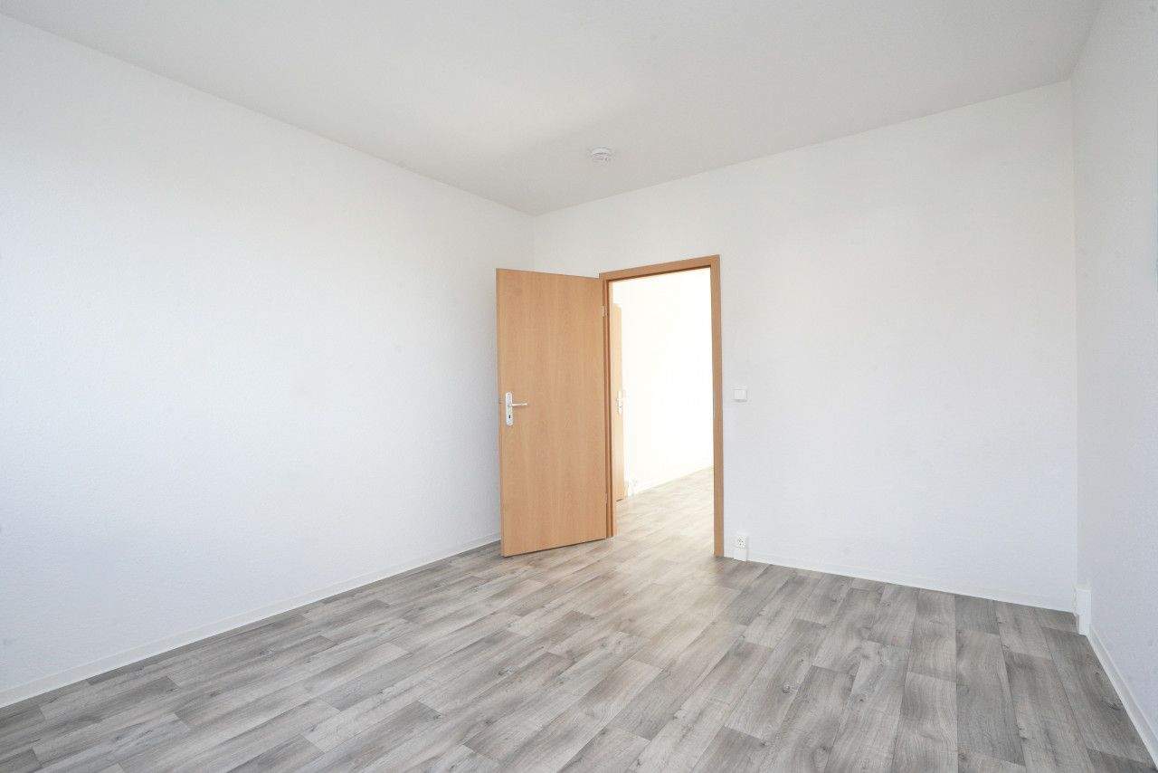 Balkon / Aufzug / Bad mit Fenster – Chemnitz – Vorschaubild 7