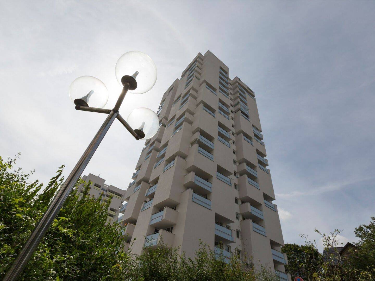 Klein + FEIN = DEIN! 1 Zimmer mit Balkon + Aufzug + separate Küche + Duschbad + Abstellraum – Braunschweig – Vorschaubild 4