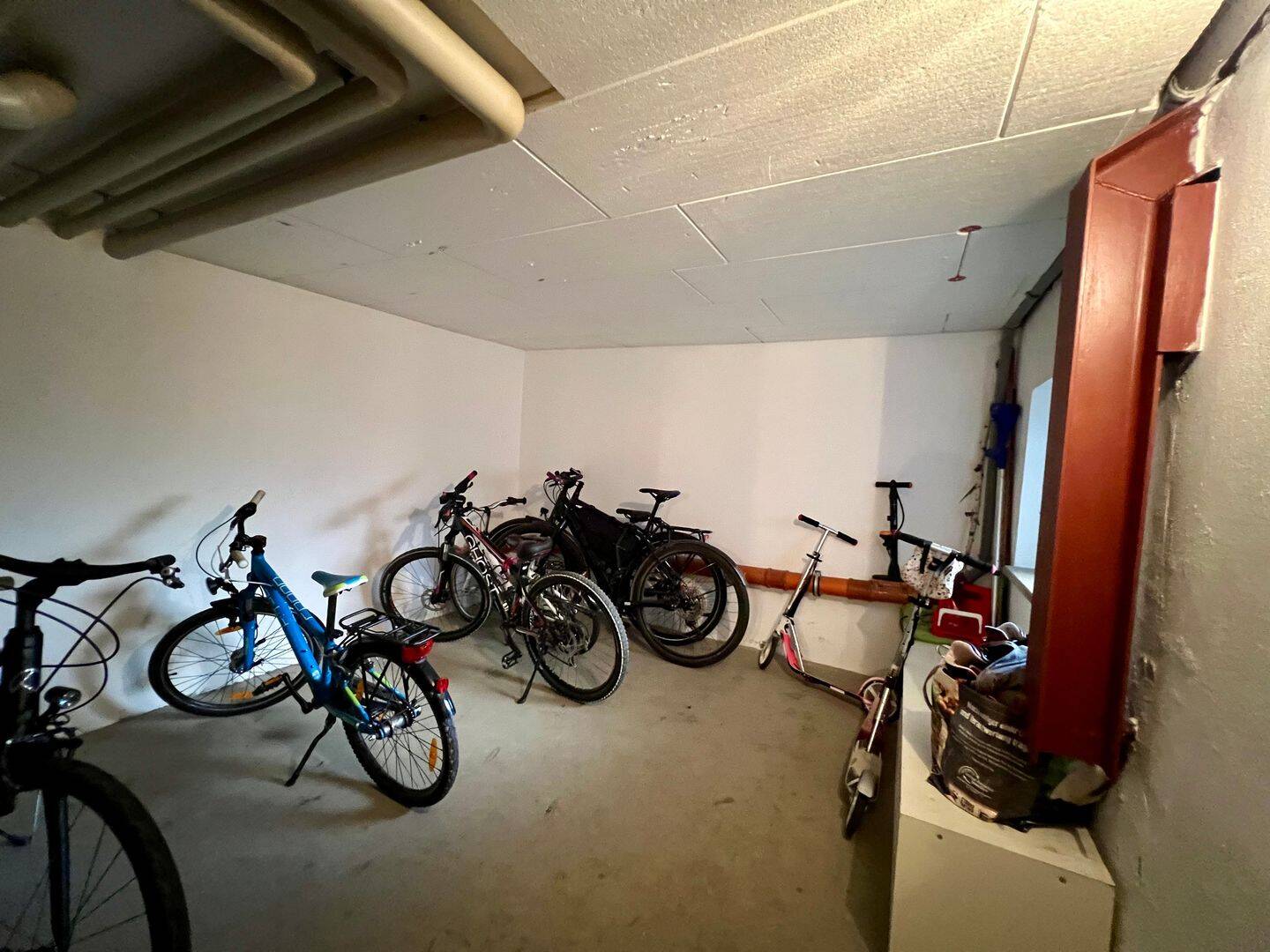 Gefragte Wohnungsgröße im Denkmalensemble! Vermietete 4-Zimmer-Wohnung mit Balkon und Stellplatz – Dresden – Vorschaubild 9
