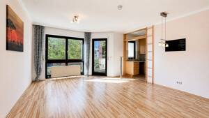 Wohnkomfort auf zwei Zimmern - mit Balkon und Tiefgaragenstellplatz – 60598 Frankfurt am Main – Vorschaubild 5