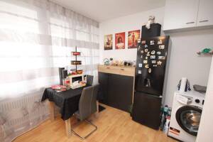Reizende 1-Zi.-Wohnung * 40m² * gr. Ostloggia * S-Bahn 500m * Rückgebäude! – 81243 München – Vorschaubild 3