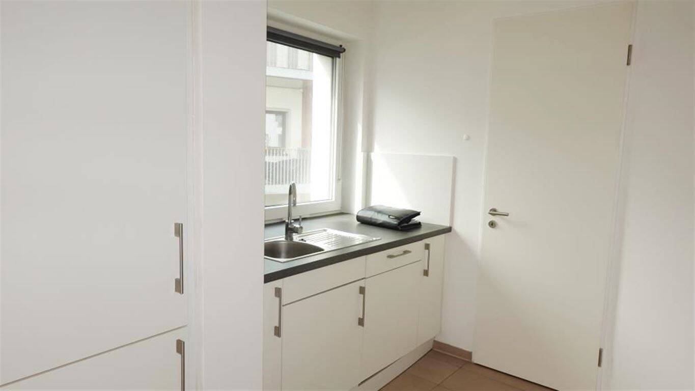 2 Zimmer Whg. mit EBK und S/W Balkon, Fernblick, Fußbodenheizung u. Gäste WC in D-Flingern – Düsseldorf – Vorschaubild 9
