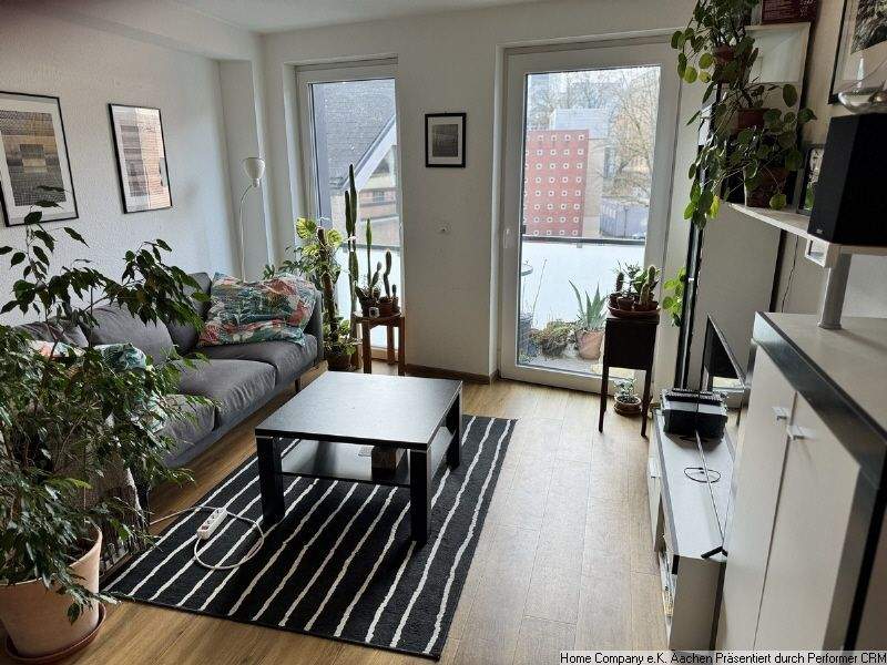 Im Univiertel: Schicke, modern möbl. 2-Zi.-Whng. m. Balkon – Aachen – Vorschaubild 2