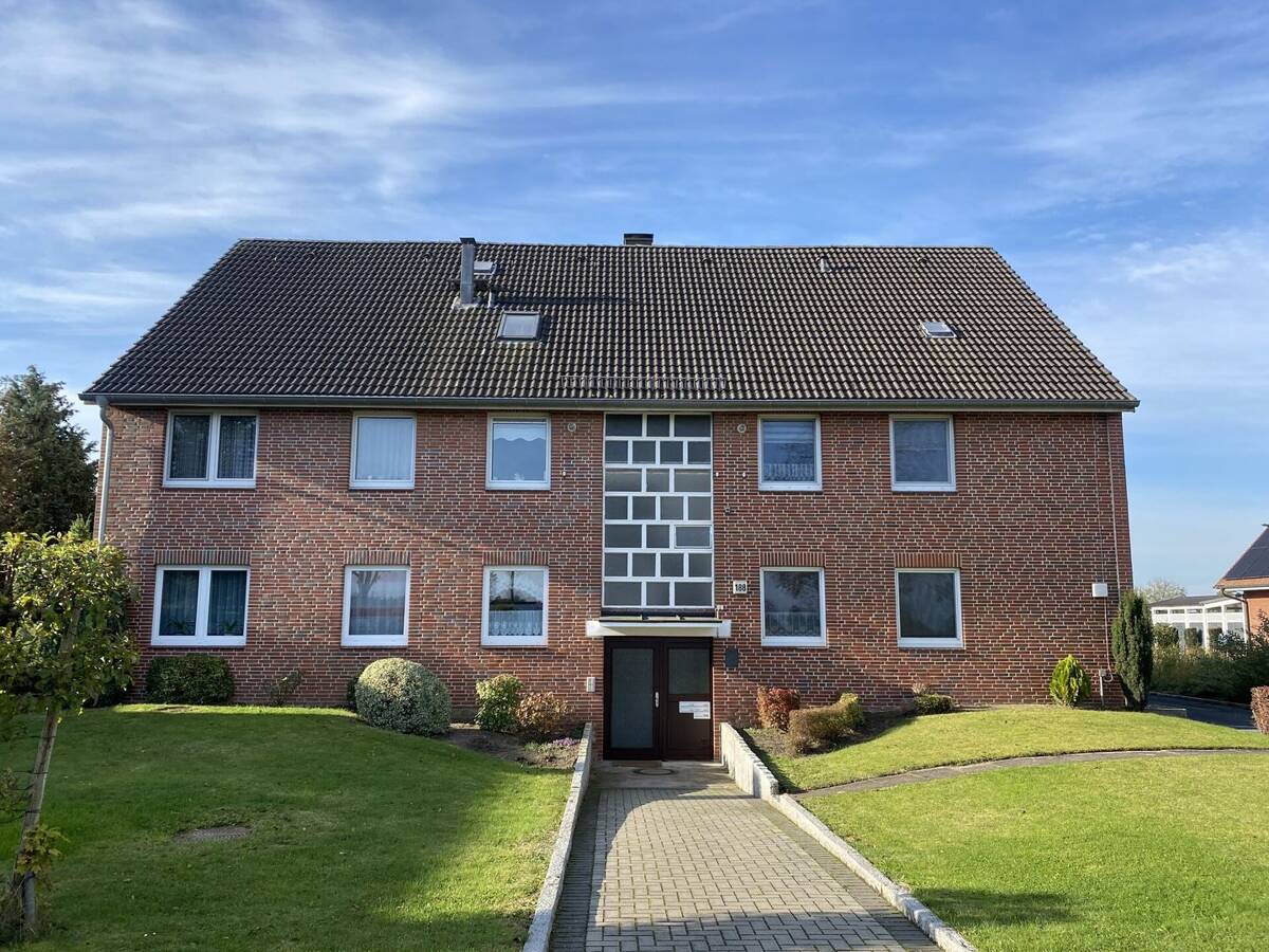 3 Zi.-Dachgeschoss Wohnung Ochsenwerder Landscheideweg 188 in 21037 Hamburg - Ein Angebot von IVD-HAUSVERWALTUNG GERD VON DER HEIDE Immobilien GmbH – 21037 Hamburg – Bild 1 von 9