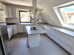 Sie suchen das Besondere? Individuelle 3 ½- bis 4-Zi.-Maisonette-ETW perfekt zwischen City und Röthelheimpark gelegen – 91052 Erlangen – Vorschaubild 2