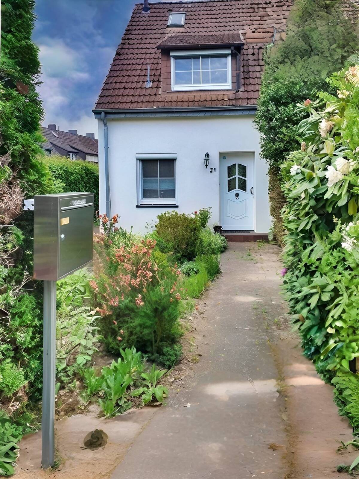 Charmantes Reihenhaus für Zwei – 28259 Bremen – Bild 1 von 9