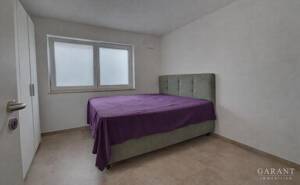 Neuwertige Erdgeschosswohnung mit großem Garten, Terrasse und hochwertiger Ausstattung – 85055 Ingolstadt – Vorschaubild 3