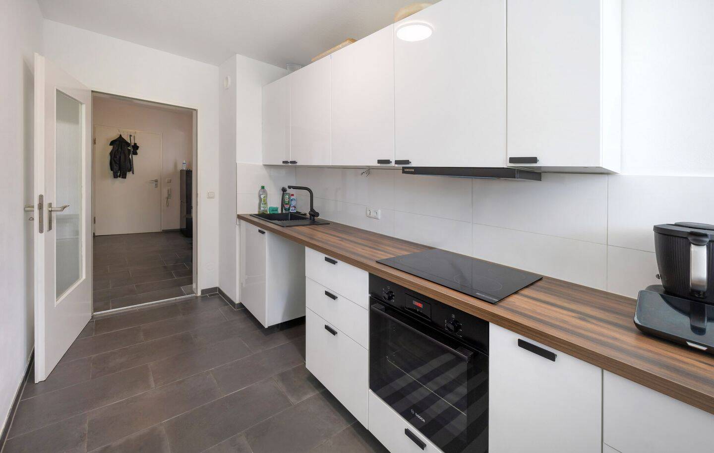 Panorama Tower Germering | Sanierte 2-Zimmer-Wohnung mit Balkon & Tiefgarage – Germering – Vorschaubild 5