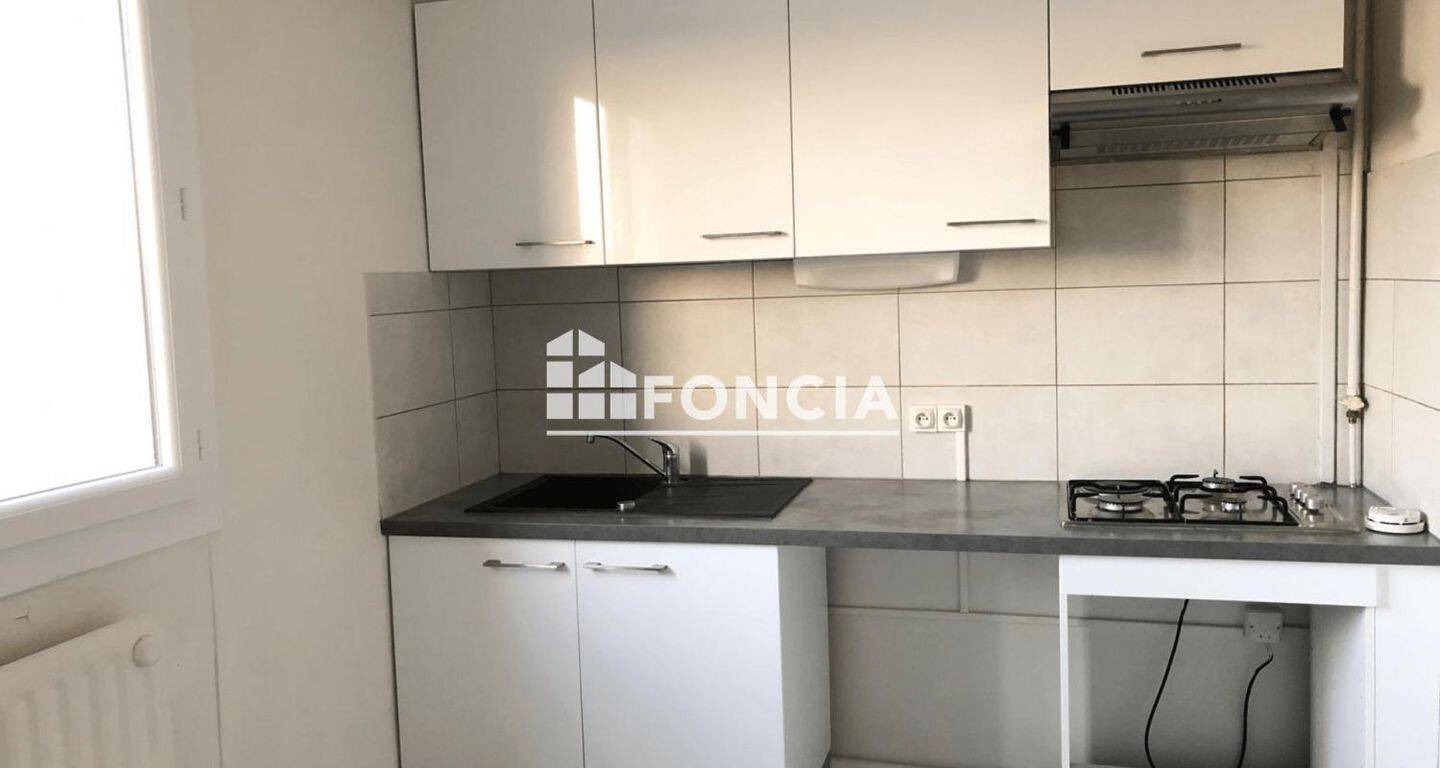 Appartement 2 pièces 41 m² · à Nîmes · 40,8 m² · 554 €/mois