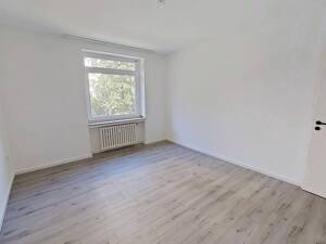 Geräumige 3-Zimmer-Wohnung mit BALKON in ruhiger Wohnlage – 33659 Bielefeld – Vorschaubild 4