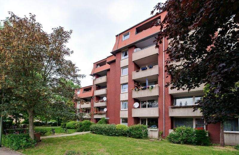 Schöne, renovierte 3-Zimmer-Erdgeschosswohnung mit Balkon!