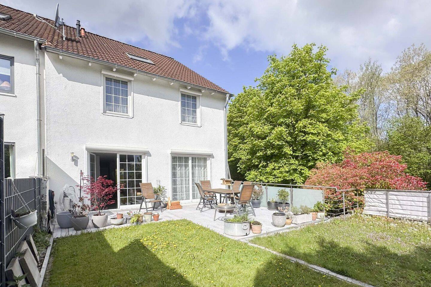 Ankommen und wohlfühlen - Großzügiges Zuhause mit Garten und Einliegerwohnung in Bonn-Ückesdorf – Bonn – Vorschaubild 2