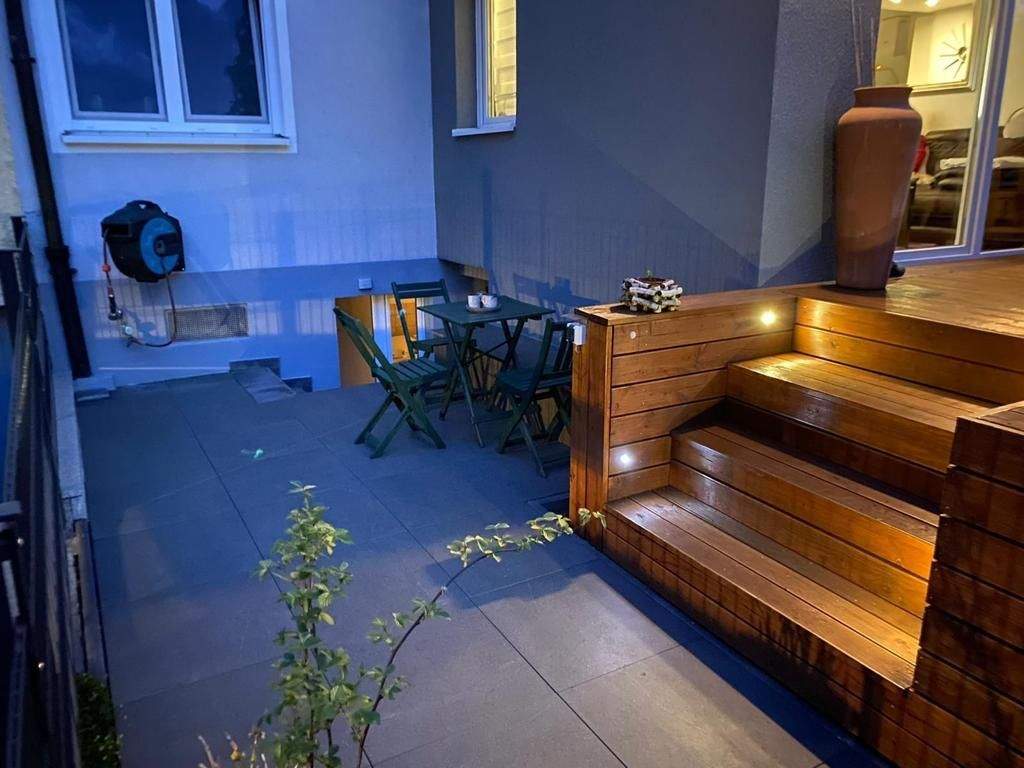 Nähe The Q - Top Investment & Zuhause zugleich: 3-Familienhaus im Herzen Nürnbergs – Nürnberg – Vorschaubild 8