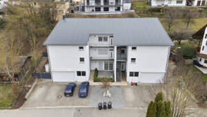 Gepflegte 3-Zi-Whg mit Balkon und zwei Außenstellplätzen – 92345 Dietfurt an der Altmühl – Vorschaubild 3