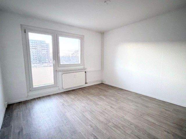 charmante 3 Raum mit Balkon in ruhiger Lage im 2. OG