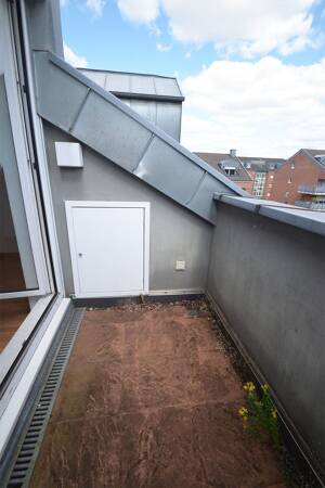 Helle 2-Zimmerwohnung mit Balkon und Tiefgaragenstellplatz! – 50765 Köln – Vorschaubild 5