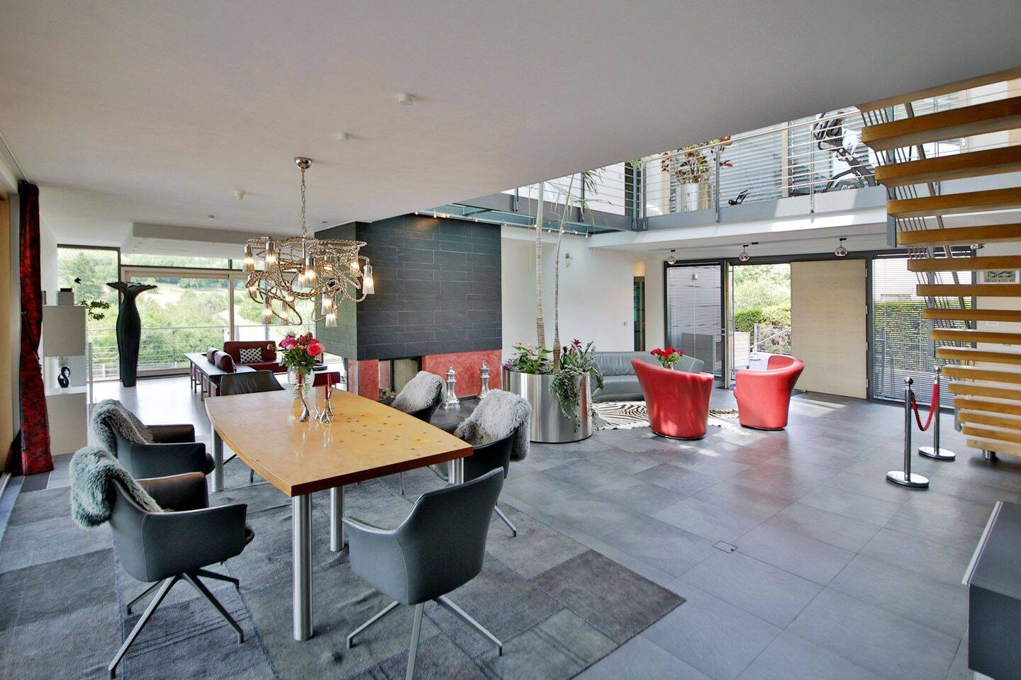 Atriumvilla mit Weitblick, Privatsphäre und außergewöhnlichem Raumgefühl im Heilbronner Land – Obersulm – Vorschaubild 8