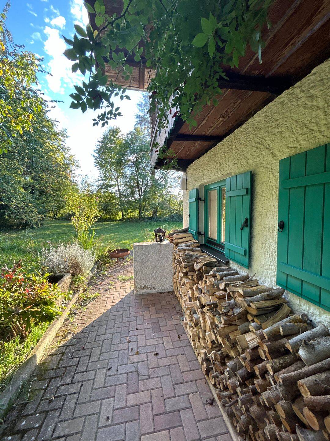 Modernisiertes Bauernhaus in großem Grundstück mit vielen Möglichkeiten (Familie,Firma,Hobby,Bauvorhaben) – Schönau – Vorschaubild 3