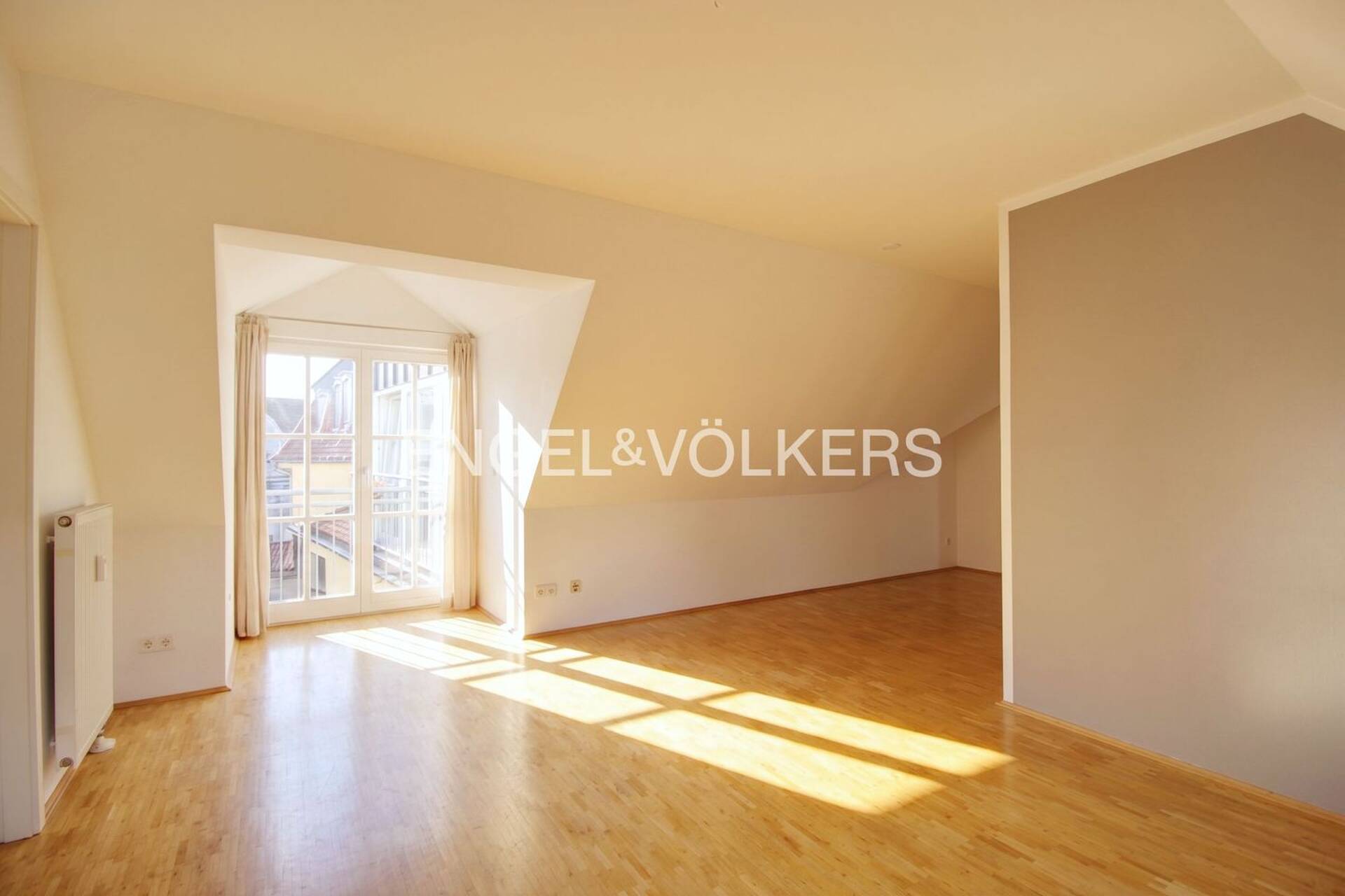 Dachgeschosswohnung in 93047 Regensburg mit 59 m² kaufen