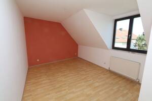 4 Zimmer - gepflegt, EBK, Balkon, 3.OG- von Privat – 90522 Oberasbach – Vorschaubild 8