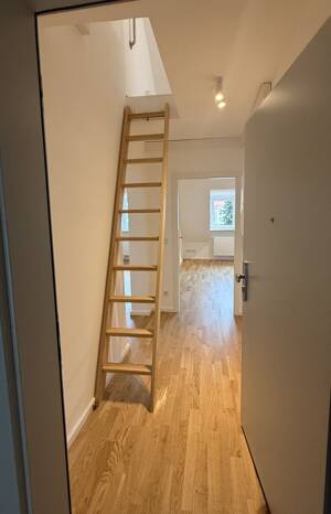Neu ausgebautes Dachgeschoß, ideale Singlewohnung zur Miete in Hamburg Eimsbüttel - Wentzel Dr. – 22527 Hamburg – Vorschaubild 7