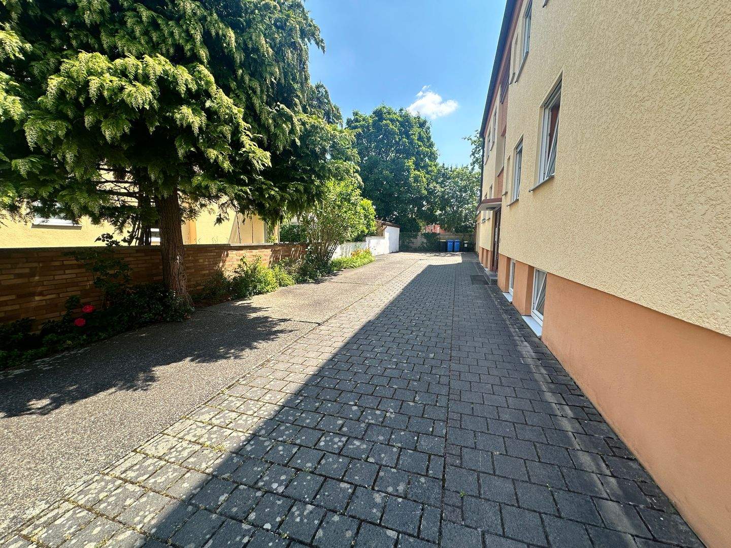 Attraktive 3-Zimmer-Wohnung mit Garten & niedrigen Nebenkosten in Nürnberg-Reichelsdorf – ideal für Eigennutzer oder Kapitalanleger – Nürnberg – Vorschaubild 3