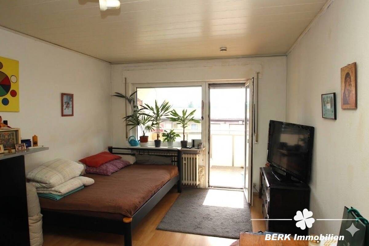 BERK Immobilien - Solide Kapitalanlage in naturnaher Lage - vermietete Eigentumswohnung mit Balkon – 63533 Mainhausen – Bild 1 von 6
