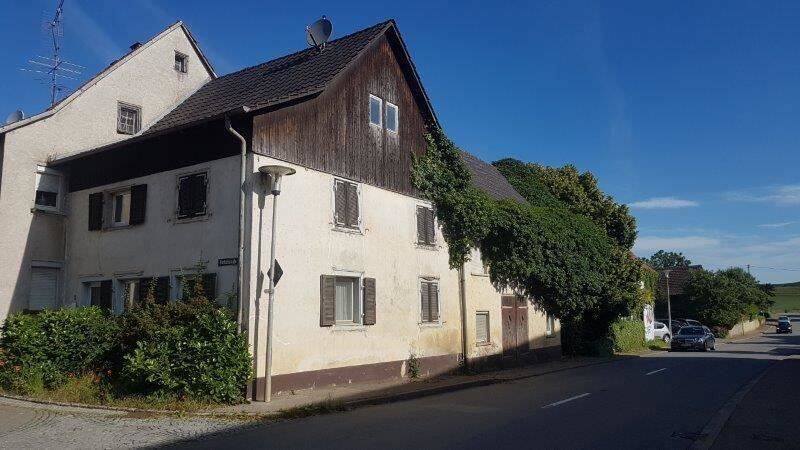 Wohnhaus mit Ökonomieteil in Hilzingen Weiterdingen!