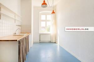 IMMOBERLIN.DE - Lichtdurchflutete Altbauwohnung mit Lift in sehr beliebter Lage – 10439 Berlin – Vorschaubild 5