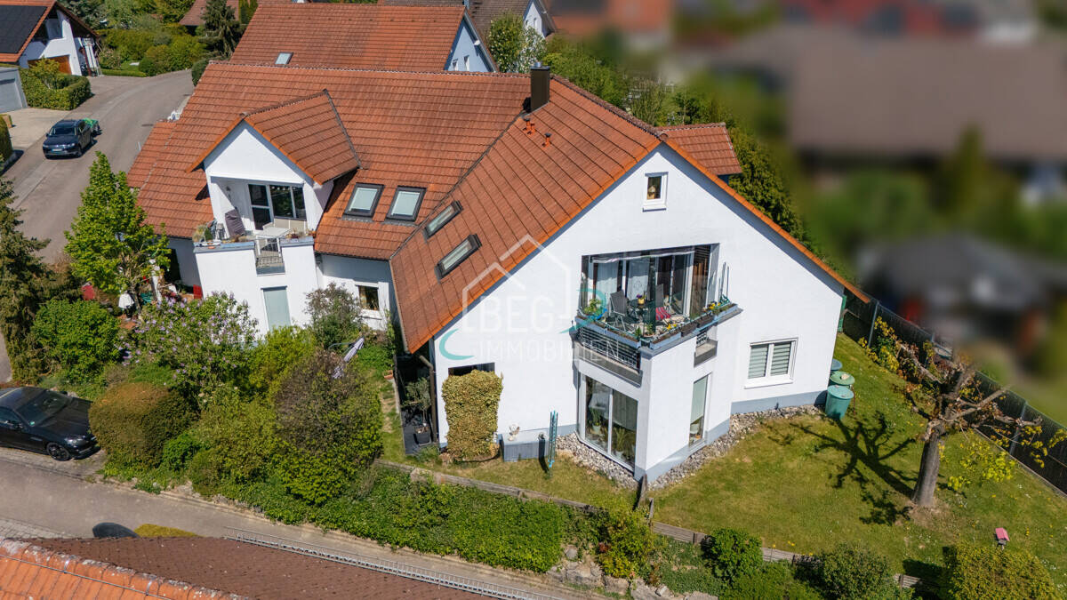 Gepflegtes Mehrfamilienhaus mit 4 Wohneinheiten in ruhiger Wohnlage von Vellberg – Vellberg – Vorschaubild 2