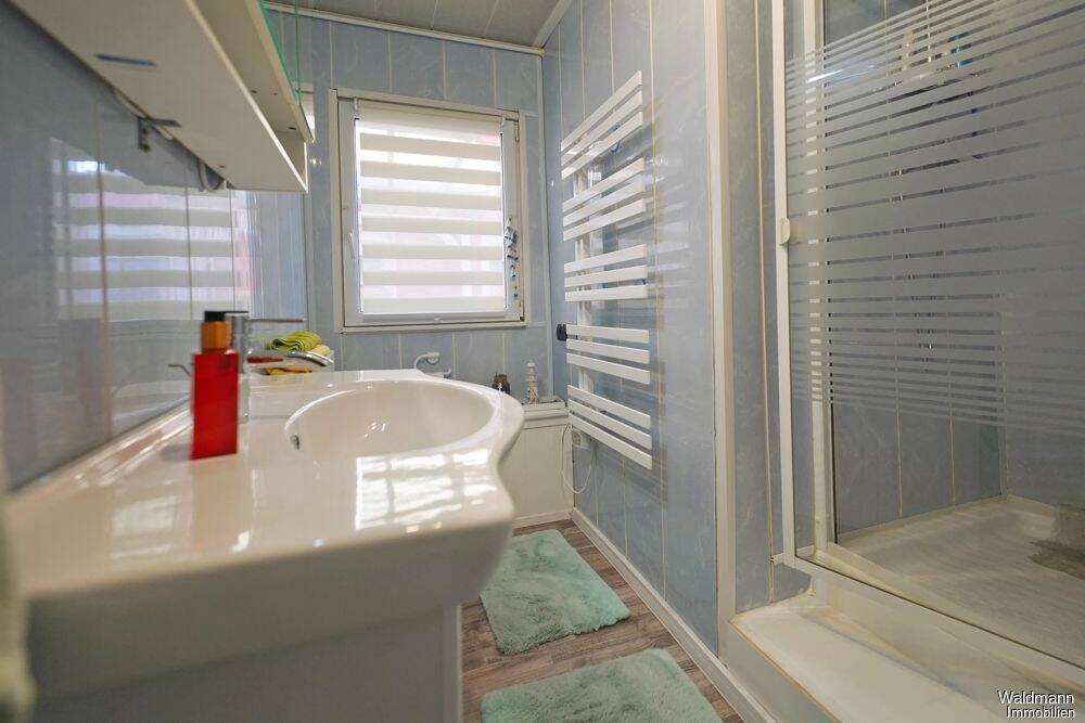 Freizeit Bungalow in Seenähe, Carport, Kamin , Küche, Bad, Wintergarten, 2 Zimmer, große Terrasse, Pool. – Nuthe-Urstromtal – Vorschaubild 6