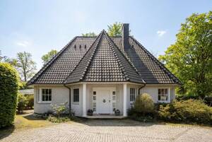 Stilvolles Anwesen in Bestlage - Villa mit parkähnlichem Grundstück in direkter Lage zum Knoops Park – 28717 Bremen – Vorschaubild 5