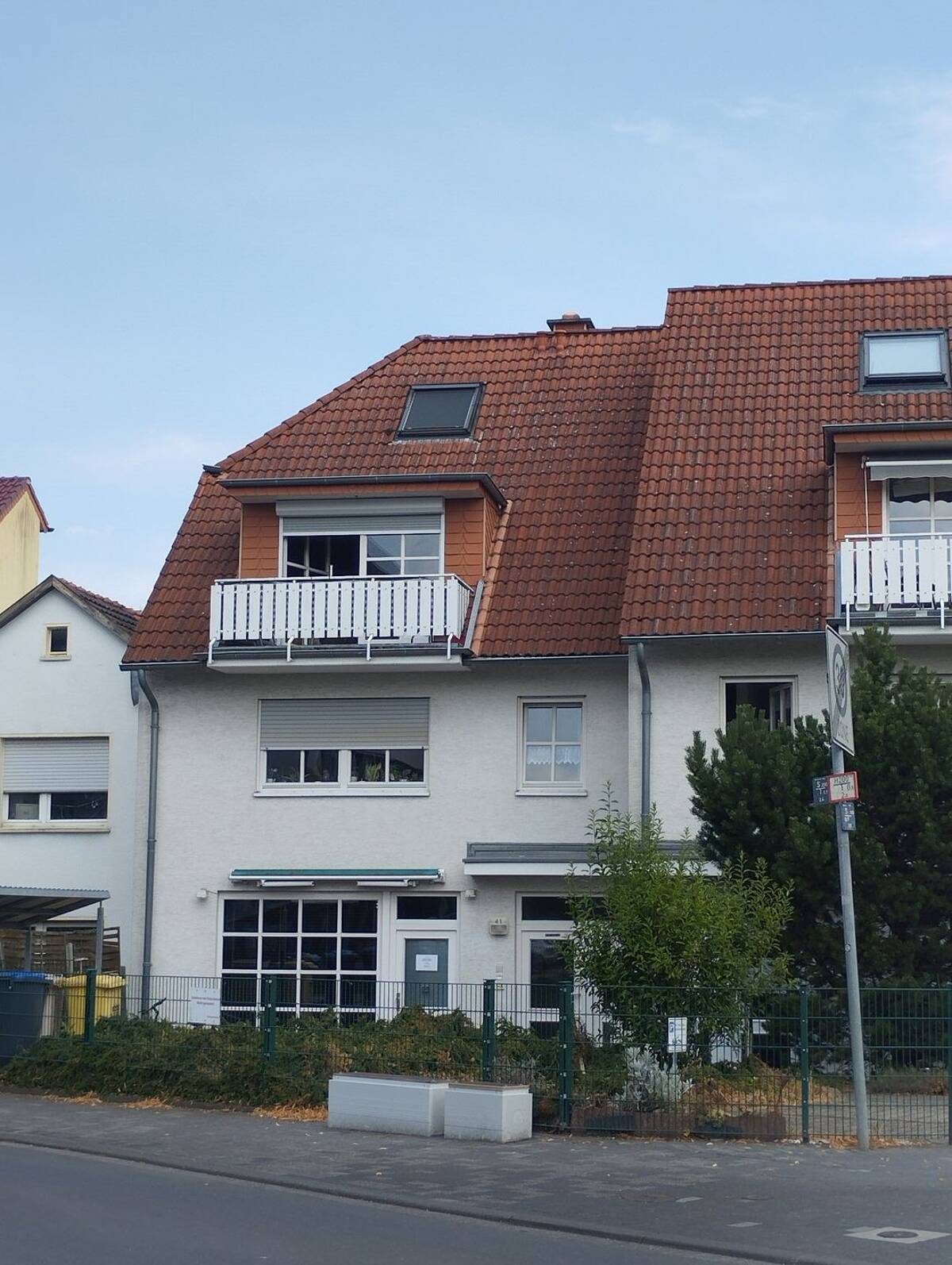 Maisonette-Wohnung in Bonn-Röttgen mit Balkon und TG – 53125 Bonn – Bild 1 von 9